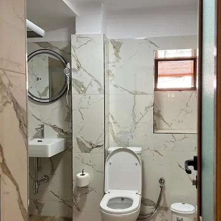 Apartment Camaj Nest *